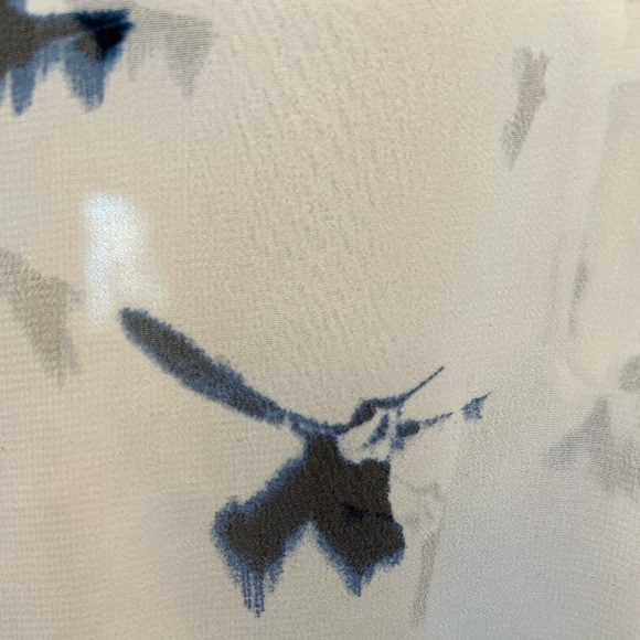 Two by Vince Camuto sheer long sleeve bird print button down shirt. Sz-S NWT Z5 - Picture 11 of 11